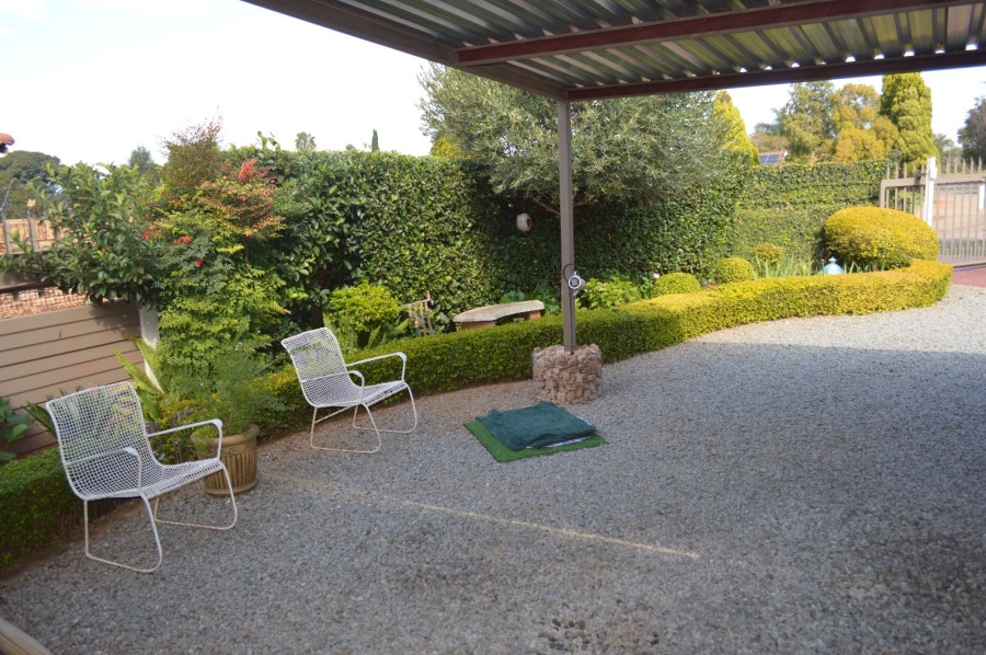6 Bedroom Property for Sale in Doringkruin North West